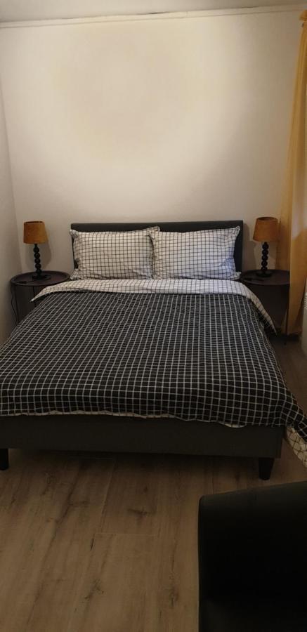 Studio 2 دالين المظهر الخارجي الصورة